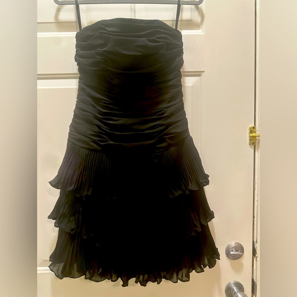 White House Black Market Strapless Dress Size 6.  Excellent condition. Worn 2x.